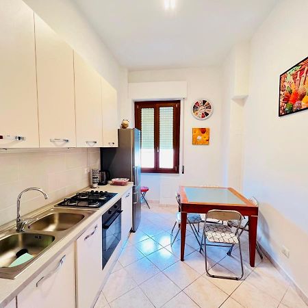 Be Your Home - Casa Vacanze Il Posticino Civitavecchia Bagian luar foto
