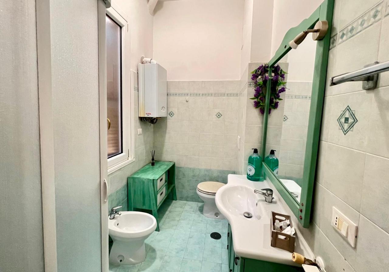 Be Your Home - Casa Vacanze Il Posticino Civitavecchia Bagian luar foto