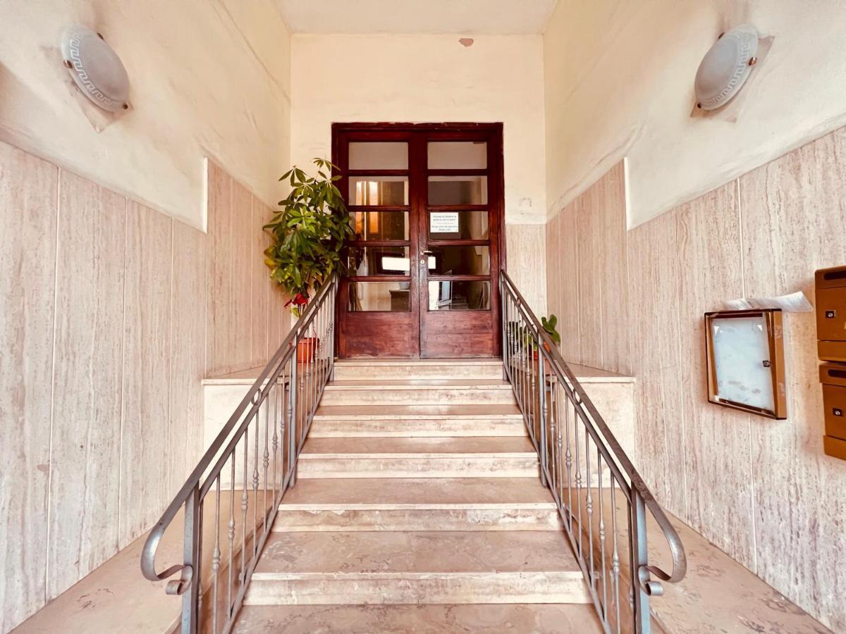 Be Your Home - Casa Vacanze Il Posticino Civitavecchia Bagian luar foto