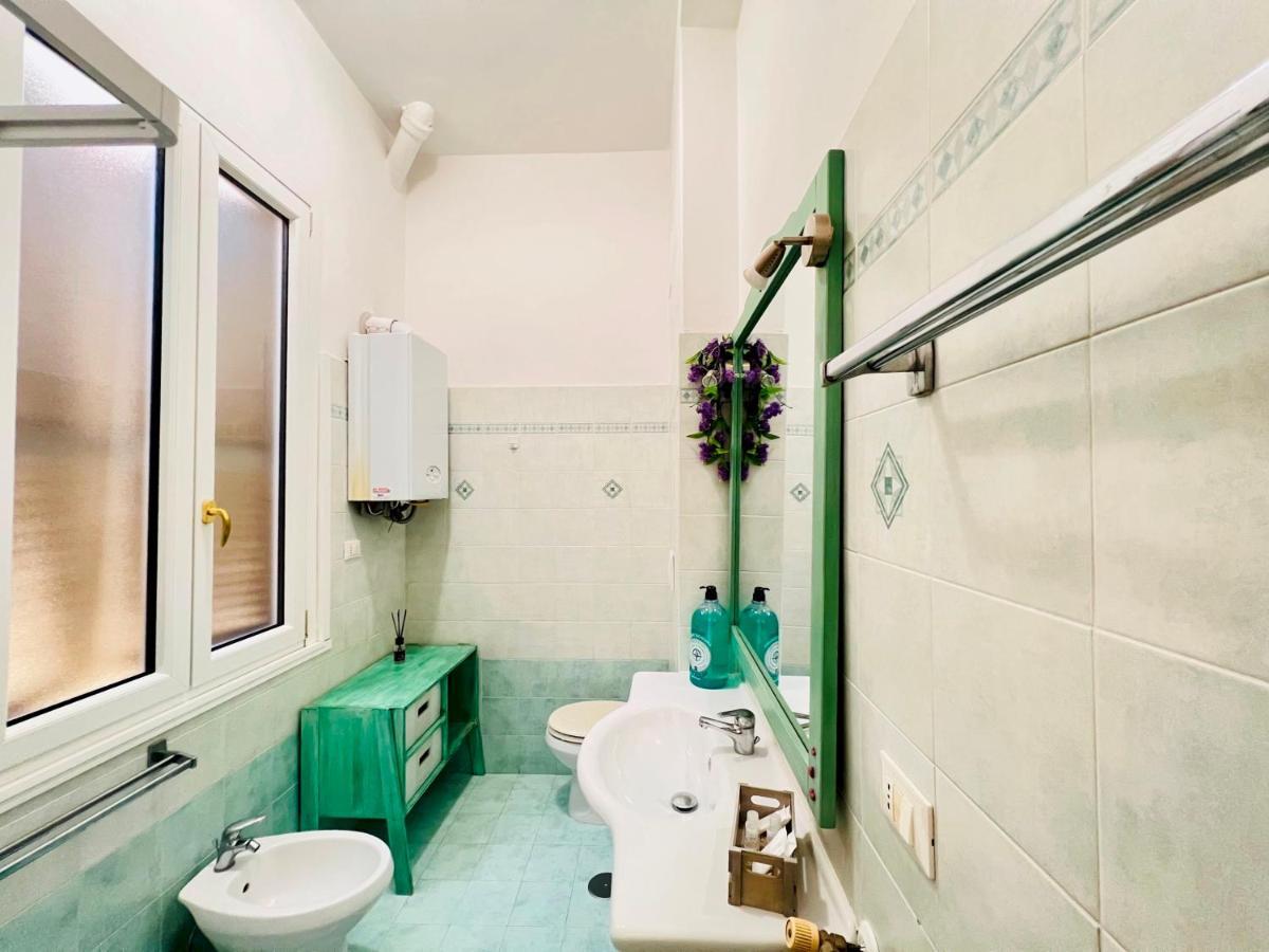 Be Your Home - Casa Vacanze Il Posticino Civitavecchia Bagian luar foto