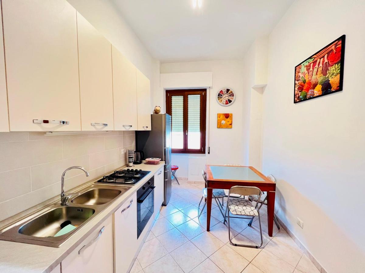 Be Your Home - Casa Vacanze Il Posticino Civitavecchia Bagian luar foto